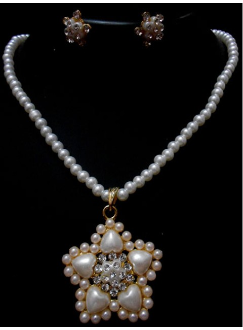 Pearl Necklace